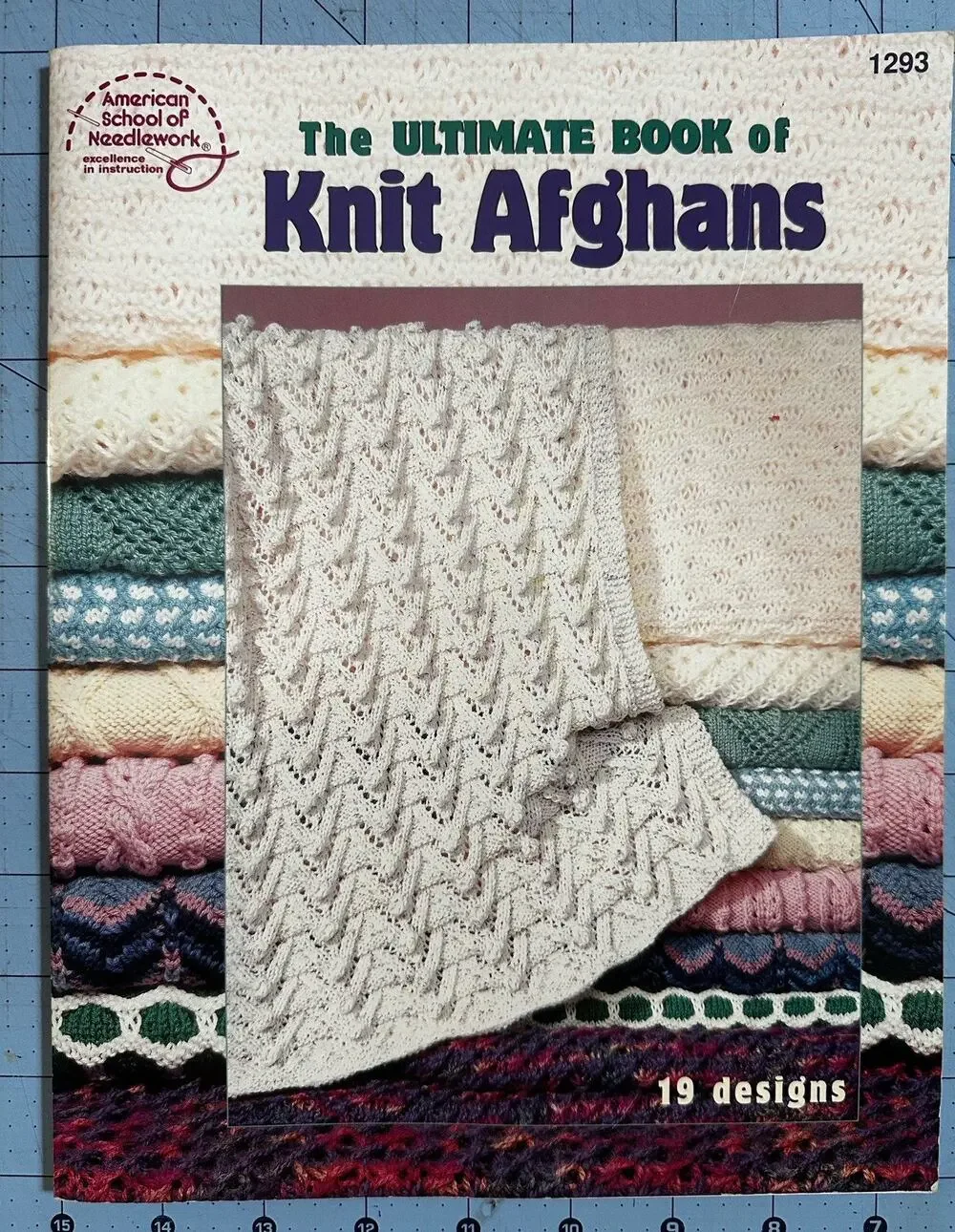 The Ultimate Book of Knit Afghans, American School of Needlework